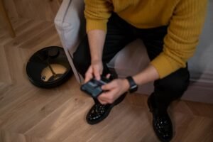 اختيار مكنسة روبوت مناسبة لتنظيف أرضيات المنزل
